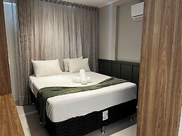 Studio Design 3 Apt 604