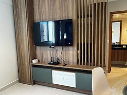 Studio Design 3 Apt 604