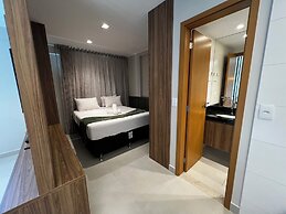 Studio Design 3 Apt 604
