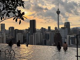 Residence Axon Bukit Bintang by TaheeenS