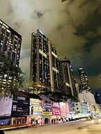 Residence Axon Bukit Bintang by TaheeenS