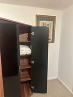 1br-sleeps2-parking-quietstay-citycentre