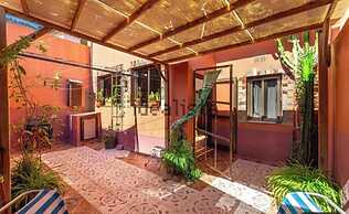 Casa Colores Tenerife Guesthouse