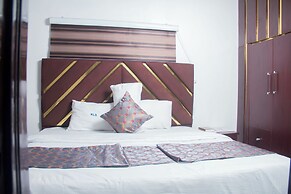 Kay Luxury Suites