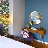 The Oscar Olympic Hotel