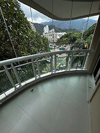 Duplex Leblon com Garagem Vista Cristo - 2 Quartos