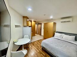 Historic Charm in Downtown Chicago