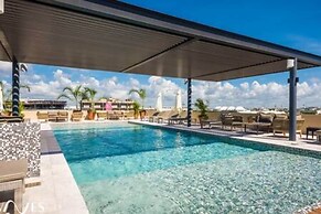2 Br. With Rooftop Pool and Stunning Ocean View