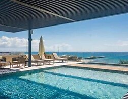 2 Br. With Rooftop Pool and Stunning Ocean View
