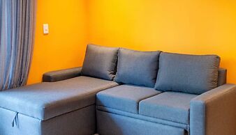 1 Br. LX Amenities Prime Location