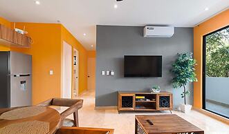 1 Br. LX Amenities Prime Location