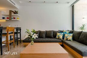 2 Br. Steps Away From the Beach Heated Pool
