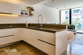 2 Br. Steps Away From the Beach Heated Pool