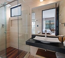 2 BR Apartment With Spacious Loft Close From Beach Zone