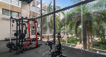 2 BR Apartment With Spacious Loft Close From Beach Zone