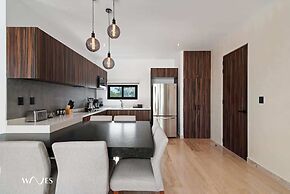 2 BR Apartment With Spacious Loft Close From Beach Zone