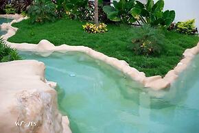 2 BR Apartment With Spacious Loft Close From Beach Zone