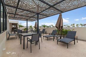 2 BR Apartment With Spacious Loft Close From Beach Zone