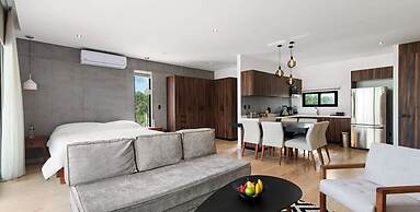 2 BR Apartment With Spacious Loft Close From Beach Zone