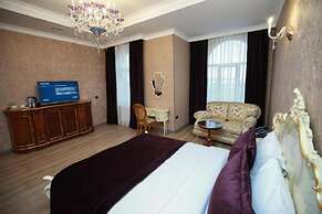 Wes Inn Palace Hotel