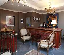 Wes Inn Palace Hotel