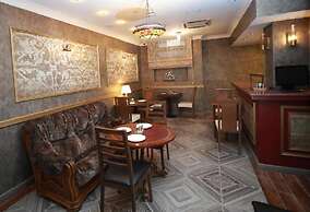 Wes Inn Palace Hotel