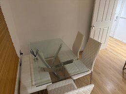 Stylish Apartment in Chafford Hundred