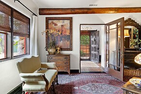 Rock House Haven Retreat