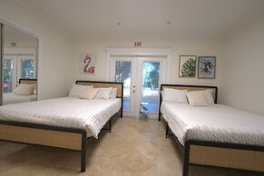 Biscayne Park 3BD2BA Spacious