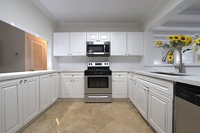 Biscayne Park 3BD2BA Spacious
