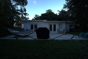 Biscayne Park 3BD2BA Spacious