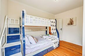 StayAU Serene 3BR Haven for Families