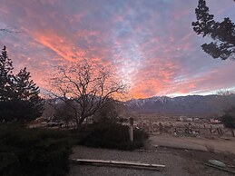 The Palisades Lodge of Big Pine