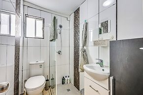 StayAU Cozy 1BR Living Space Chadstone