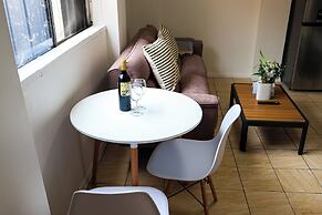 StayAU Cozy 1BR Living Space Chadstone