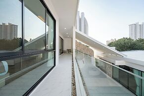 Mövenpick Pool Villa 6BR