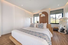 Mövenpick Pool Villa 6BR