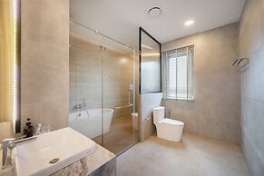 Mövenpick Pool Villa 6BR