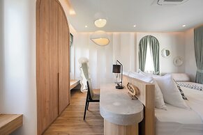 Mövenpick Pool Villa 6BR