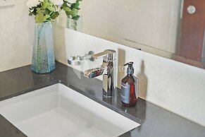 Cardea Aparthotel by Kozystay - Senayan