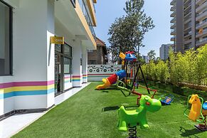 City Glow Studio by YourHost Nairobi