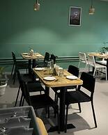 Asar Varanasi Junction by Orion Hotels