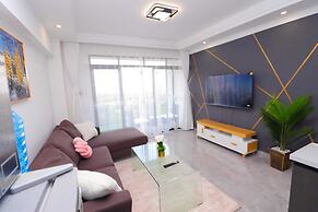 Lux Suites City Oasis Apartments