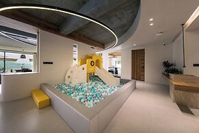 Wild Persimmon Warm Soup Homestay