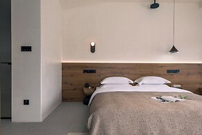 Wild Persimmon Warm Soup Homestay