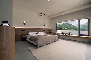 Wild Persimmon Warm Soup Homestay