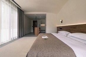 Wild Persimmon Warm Soup Homestay