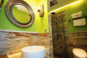 Qu She Boutique Hotel