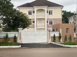 Fort Fountain Apartments