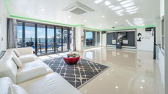 Pohang Blue Hill Pension